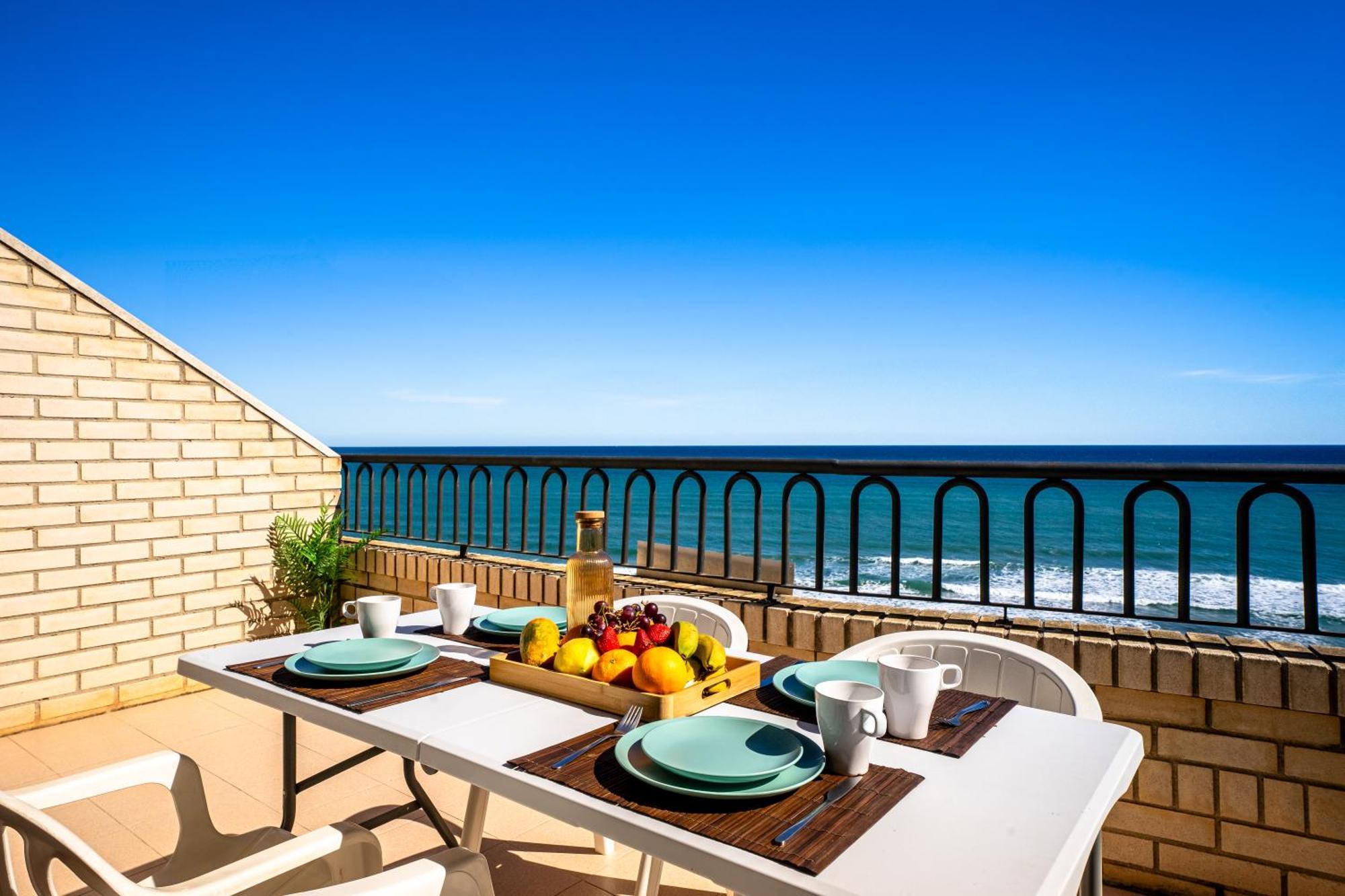 Bernat Vidaber Primera Línea Oropesa del Mar Exterior foto